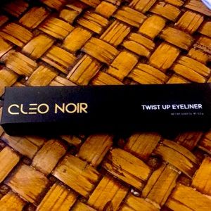 Cleo Noir Twist Up Eyeliner NWT